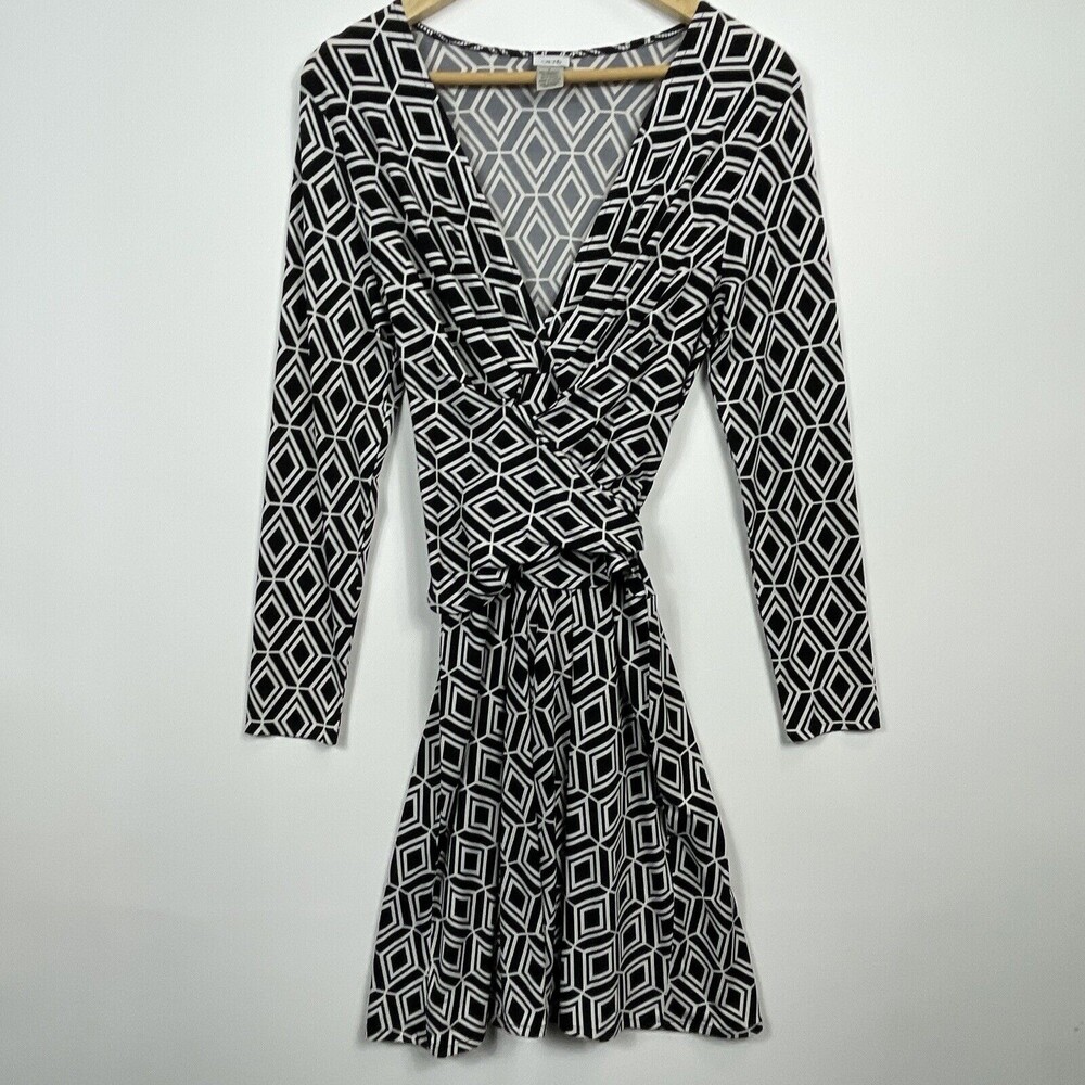 Cache Wrap Dress Womens Medium Black White Geometric Long Sleeve Wrap Mod Retro‎